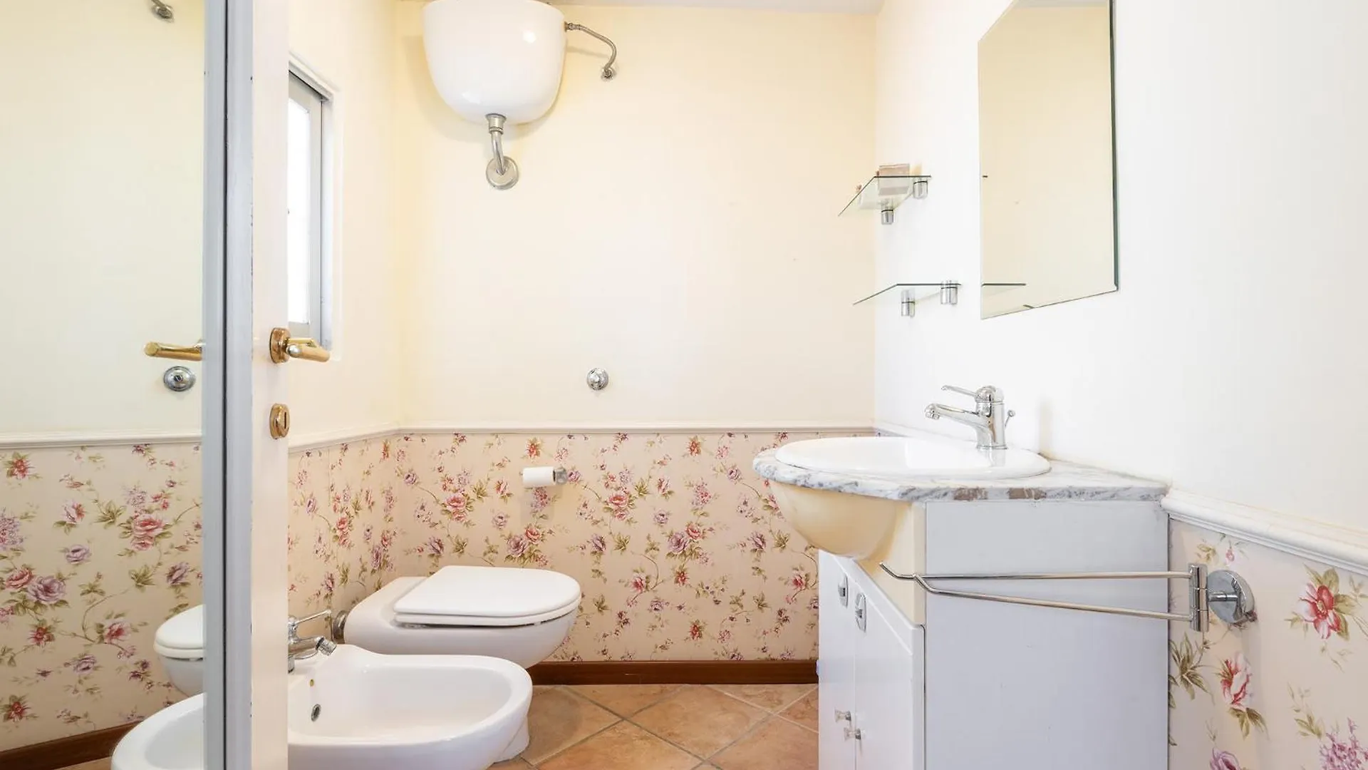 Giulia'S Central Apartment Cagliari Italy